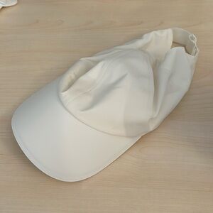 Lululemon Women’s Fast and Free Ponytail Running Hat in White